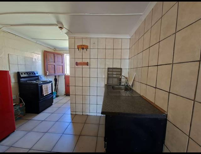 3 BEDROOM DETACHED FOR SALE IN BUFFALO FLATS